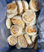 Pizza Swirl tomaat kaas ui 45 x 115 gram - Afbeelding 3