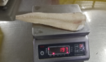 Alaska Pollak met huid en graat interleaved 150-200gram 3 x 6,5 kilo doos - Afbeelding 4