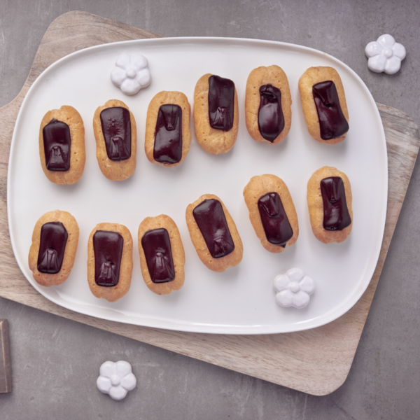 Mini Vanille Eclairs – 12 x 220 gram