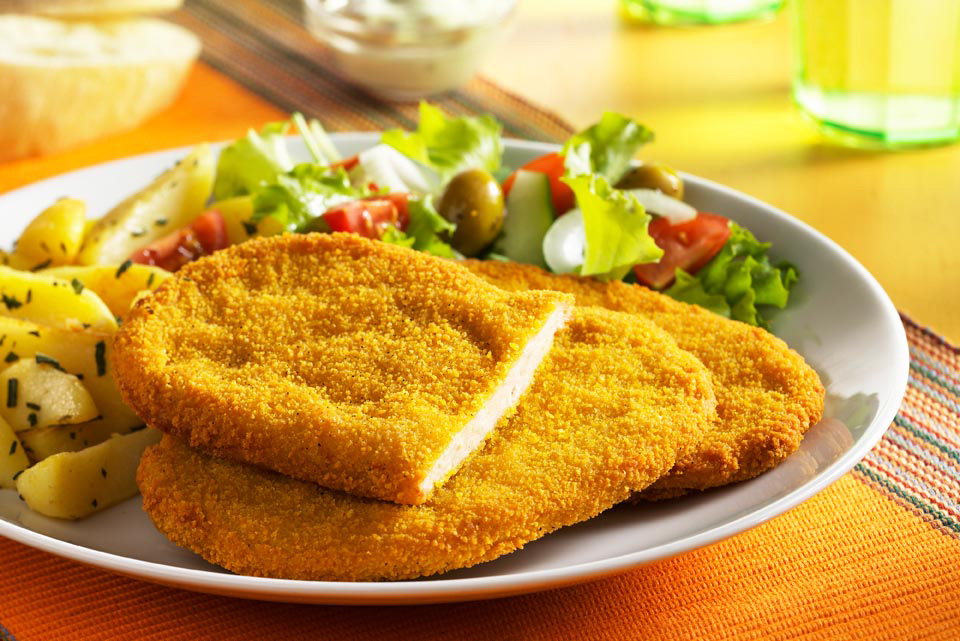 50318001_PRI€ESLESS Chicken Schnitzels Chicken Schnitzel Breaded 4x1 kilo *HALAL* - Afbeelding 1