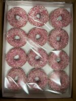 Pink Donuts 36 stuks  (3 trays met 12 roze donuts) - Afbeelding 2