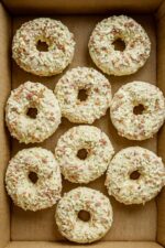 Pizza-Donut Flammkuchen 40x100 gram (met bacon & ui)