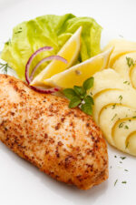 Roasted chicken breast and mashed potatoes
